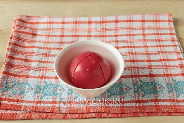 Залить помидор кипятком