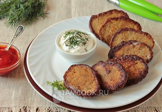 Рецепт печеночных оладий из говяжьей печени с морковью