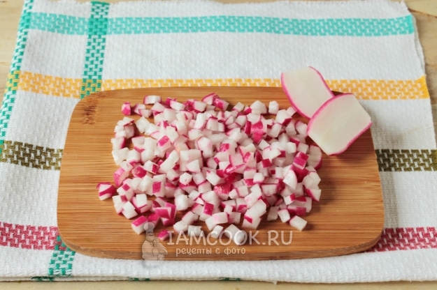 Порезать редис