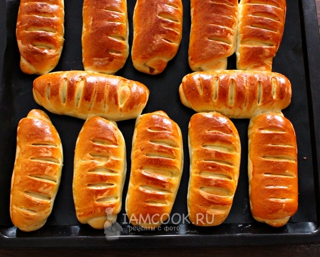 Рецепт пирожков на кефире с дрожжами в духовке