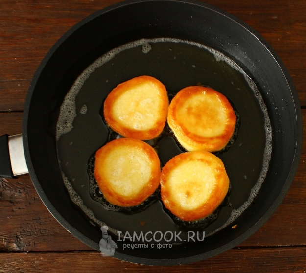 Пожарить оладьи