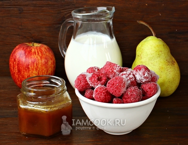 Ингредиенты для смузи с малиной, яблоком и грушей