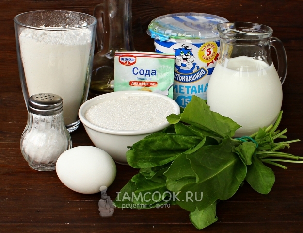 Ингредиенты для сладких жареных пирожков со щавелем