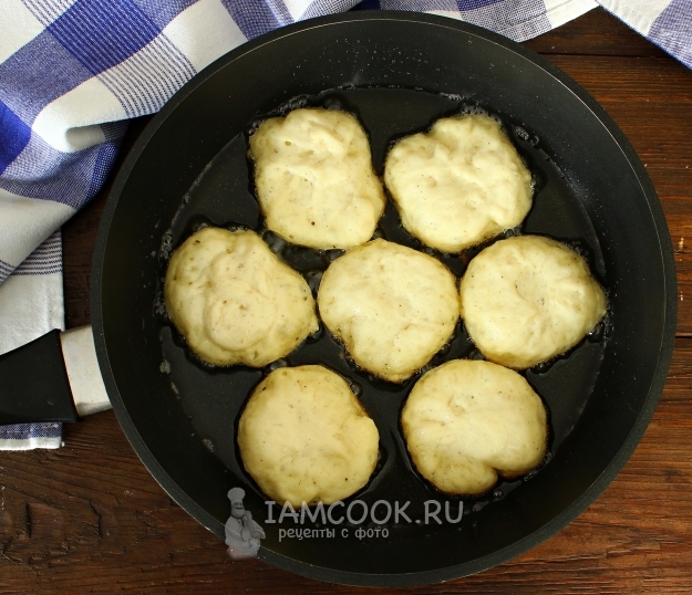 Пожарить оладьи