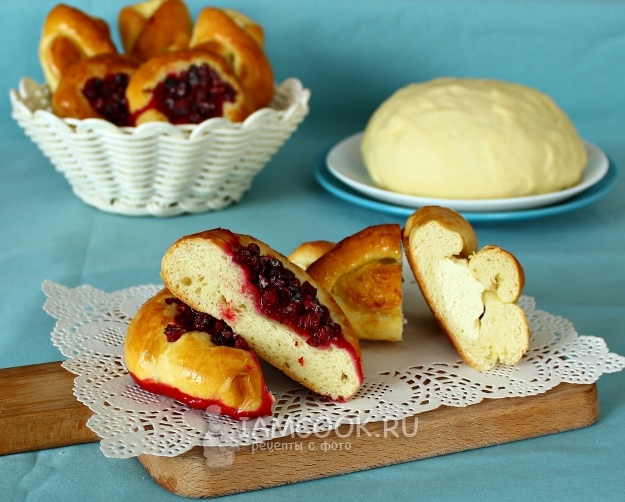 Фото быстрого дрожжевого теста для пирожков в духовке