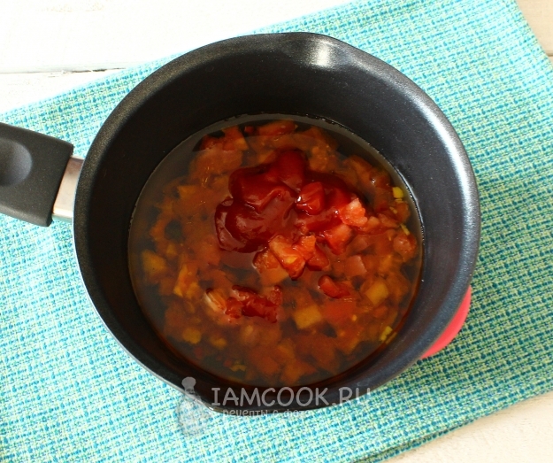 Положить помидоры