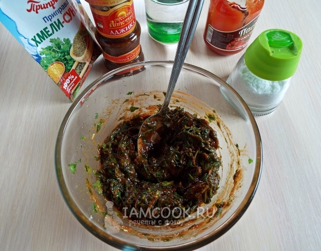 Размешать соус