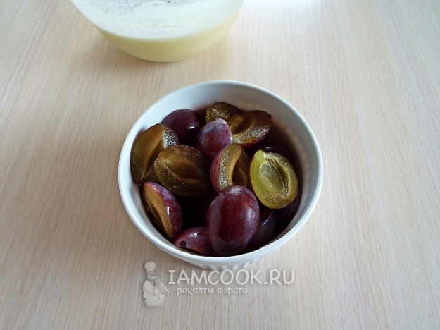 Удалить из слив косточки