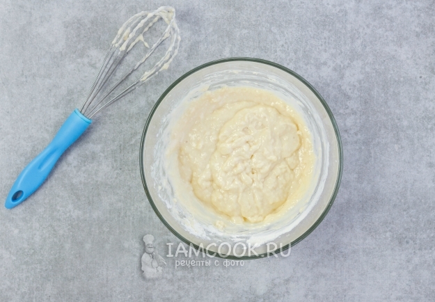 Размешать тесто