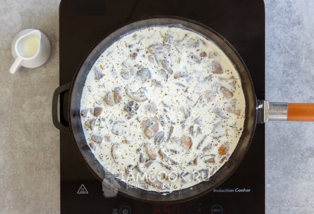 Влить сливки