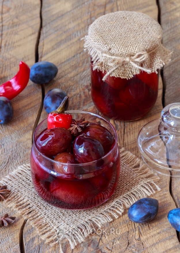 Рецепт маринованных слив Угорка