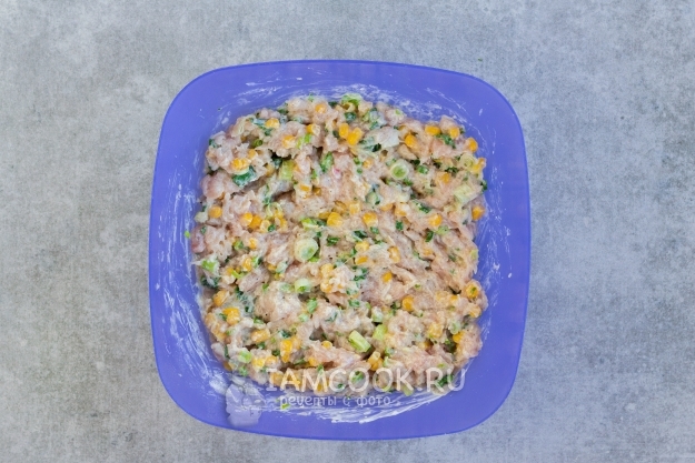 Размешать фарш