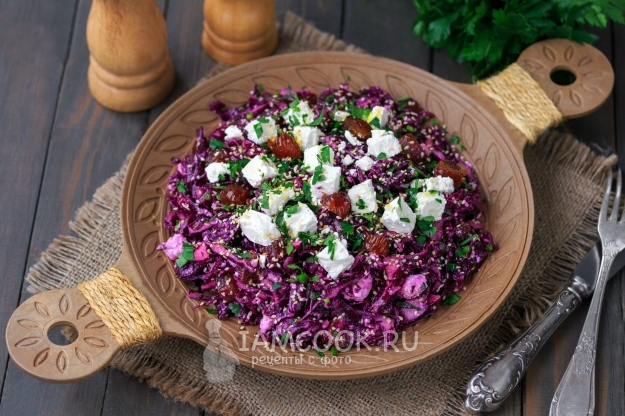 Рецепт салата с финиками, фетой и красной капустой