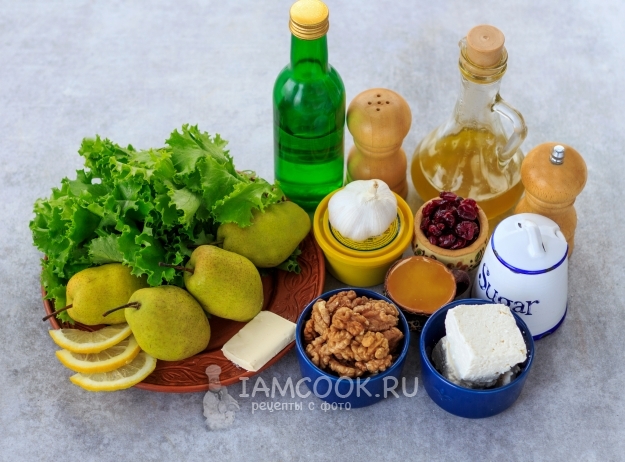 Ингредиенты для тёплого салата с грушей