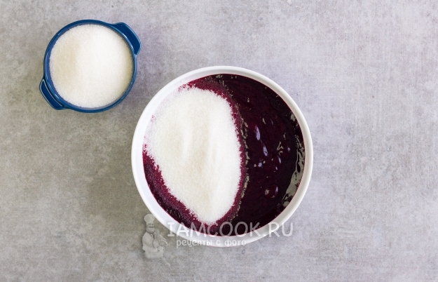 Всыпать сахар