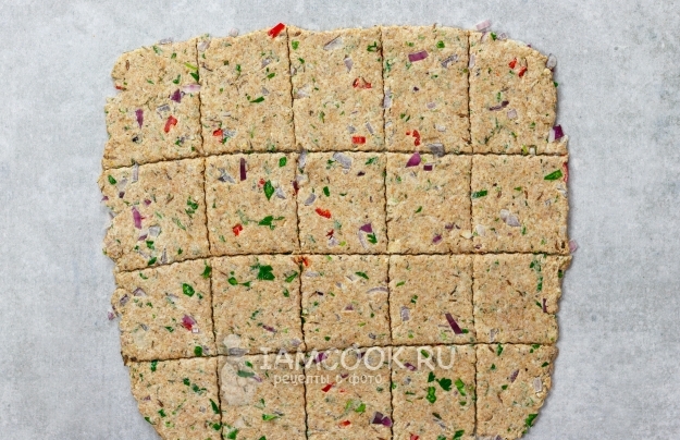 Порезать тесто на квадратики