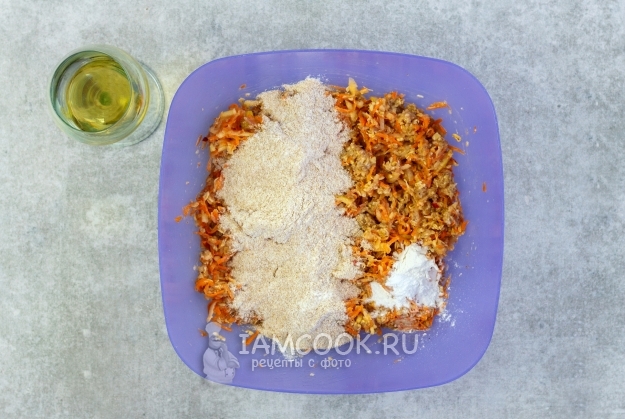 Всыпать муку