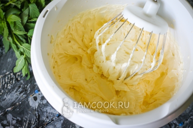 Взбить сливки