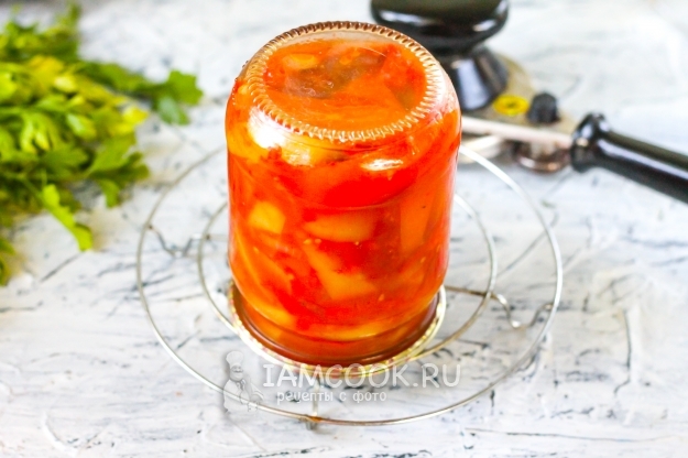 Закатать банку крышкой