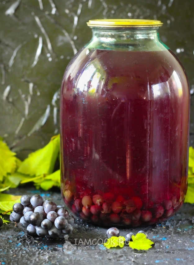 Рецепт компота из темного винограда на зиму