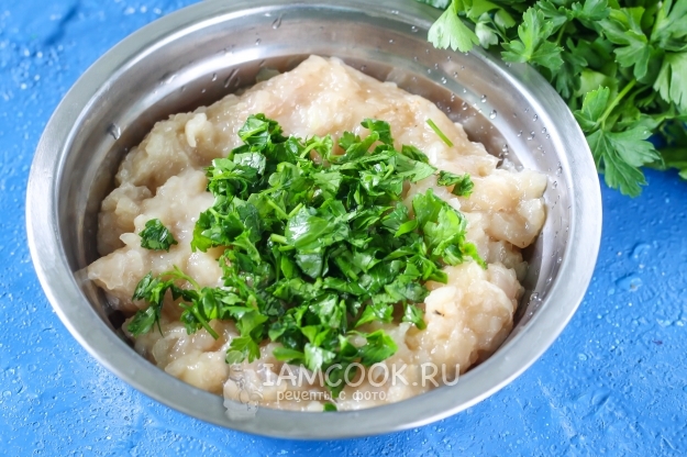 Положить зелень