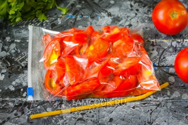 Удалить из пакета воздух