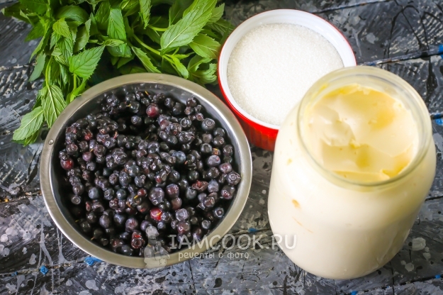Ингредиенты для черничного сливочного масла