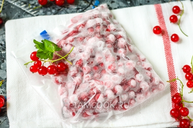Рецепт заморозки красной смородины на зиму