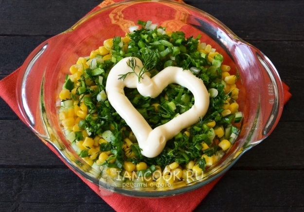 Положить майонез