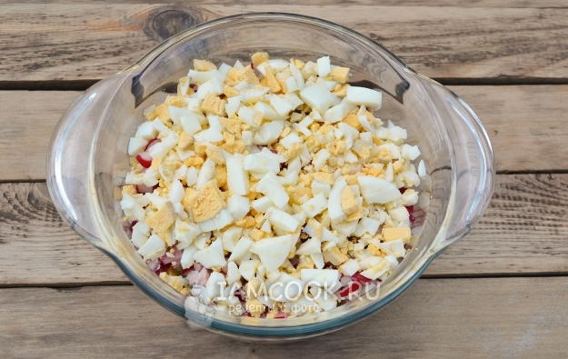 Положить яйца