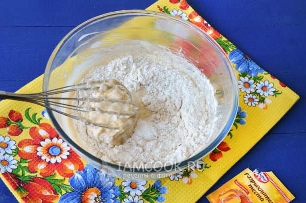 Размешать тесто