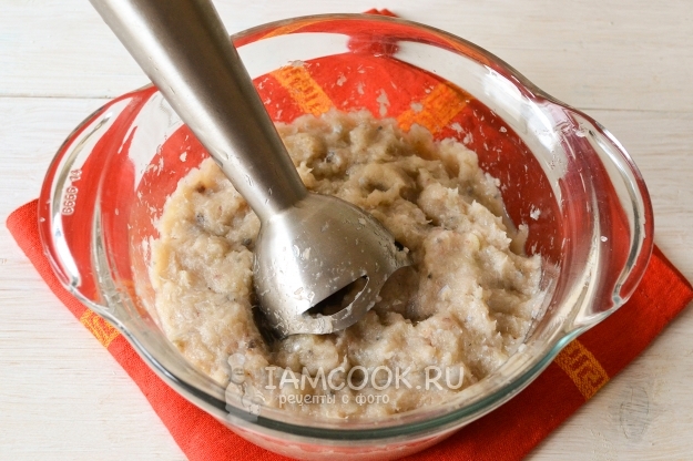 Взбить фарш блендером