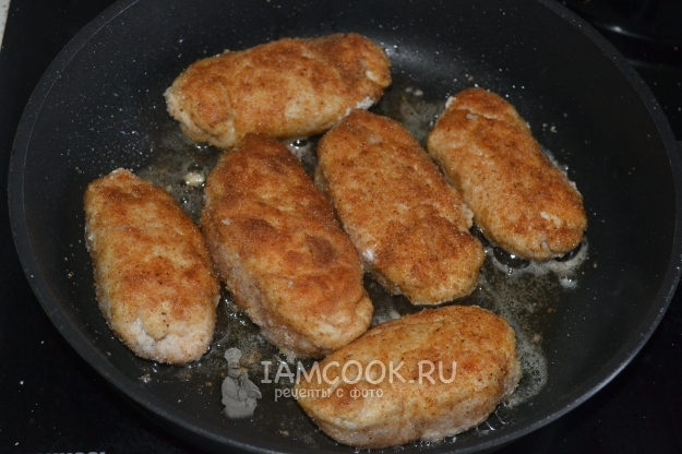 Пожарить котлеты