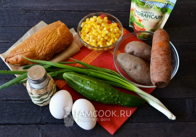 Ингредиенты для оливье с курицей и кукурузой