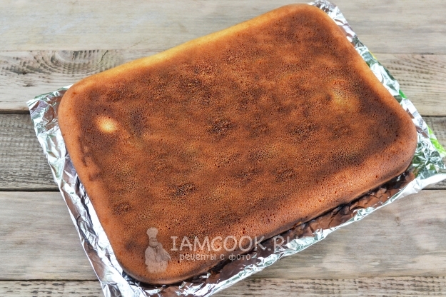 Фото пирога с вишней на скорую руку