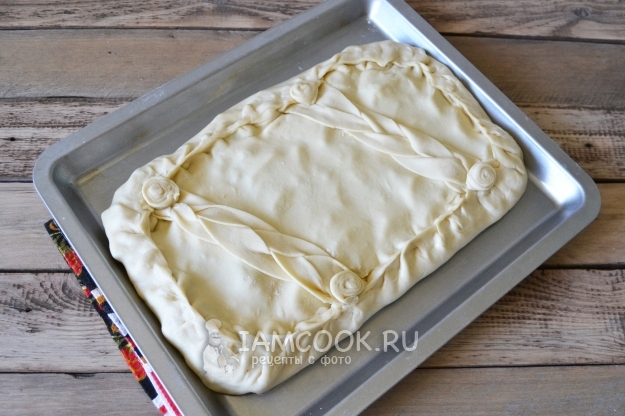 Украсить пирог