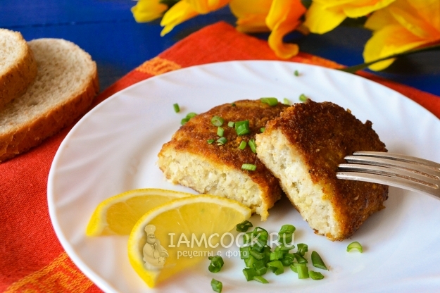 Рецепт котлет из минтая в сухарях на сковороде