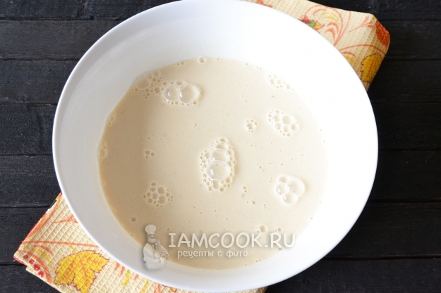 Размешать тесто