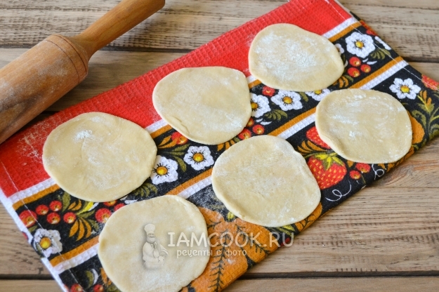 Раскатать тесто