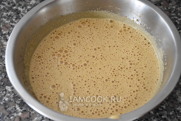 Взбить яйца с сахаром