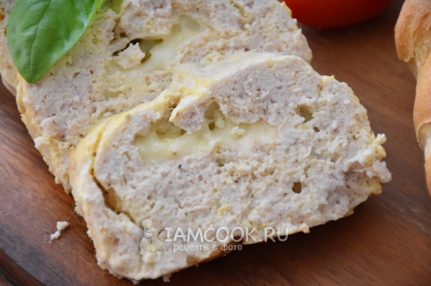 Фото мясного рулета из фарша индейки с сыром