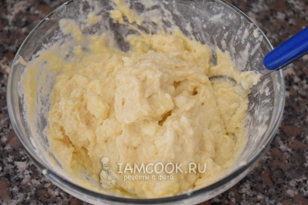 Влить жидкие компоненты