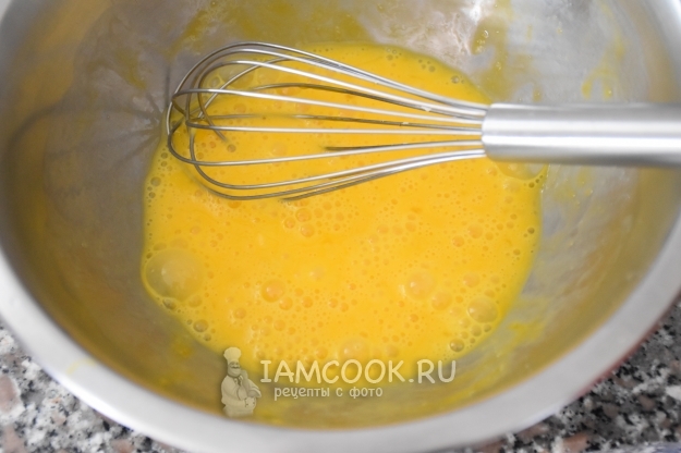 Взбить яйца