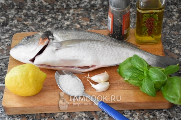 Ингредиенты для дорадо, запеченной с базиликом в духовке
