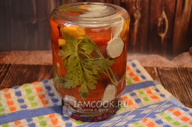 Фото помидоров с петрушкой на зиму