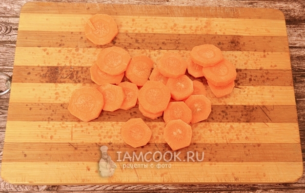 Порезать морковь