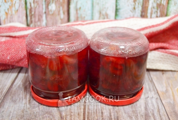 Закрыть банки крышками