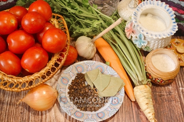 Ингредиенты для помидоров с петрушкой на зиму