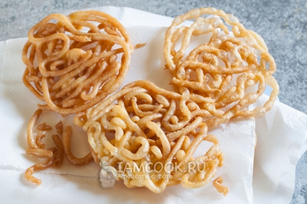 Фото пирожного «Гнездо»