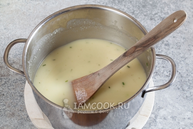 Влить бульон